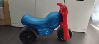 Moto correpasillos infantil Feber