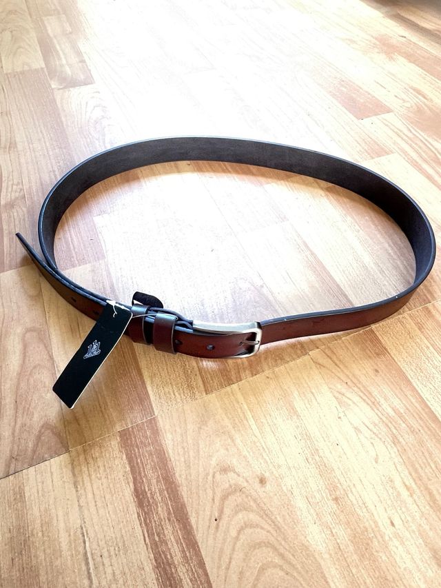 Cintura in pelle marrone