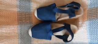 Zapatos cuña azul marino