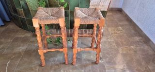 Taburetes mimbre y madera (2)
