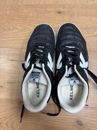 Zapatillas Kelme Fútbol Sala - Negras