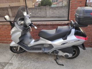 Piaggio X8 200cc - 29000km