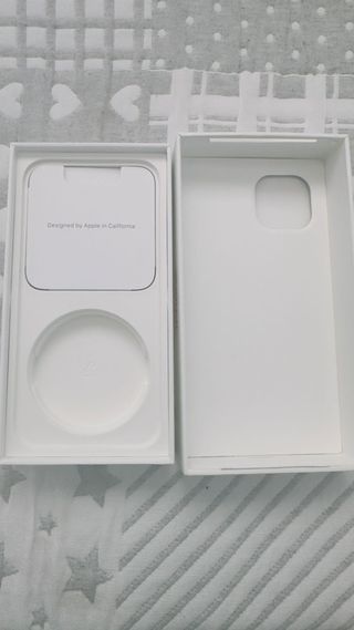 iPhone 14 rosso (Apple) - Scatola
