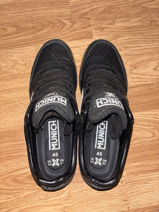 Zapatillas Munich Unisex Negras