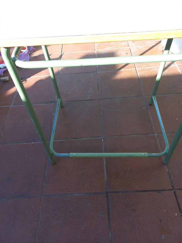 Mesa de mesa de madeira