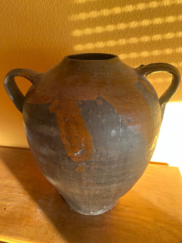 Basija cerámica antigua