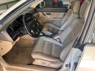 Subaru Outback 2001 3.0 H6 Auto