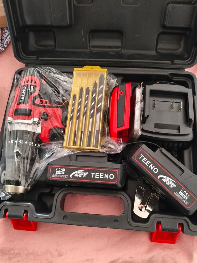 Taladro inalámbrico TEENO 20V