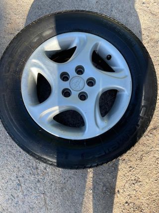 Llantas Toyota Celica T20 - 195/65 R14 
