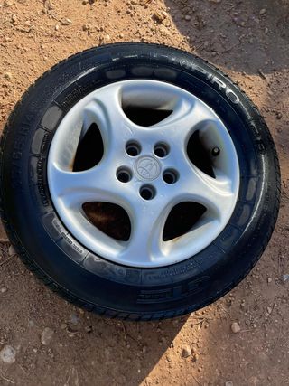 Llantas Toyota Celica T20 - 195/65 R14 
