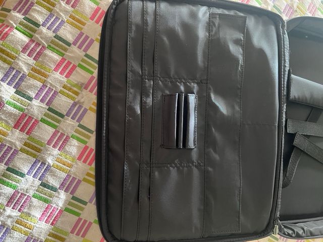 Maletín portátil cuero negro