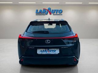 Lexus UX 2019