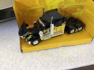 Camion Maisto International Lonestar