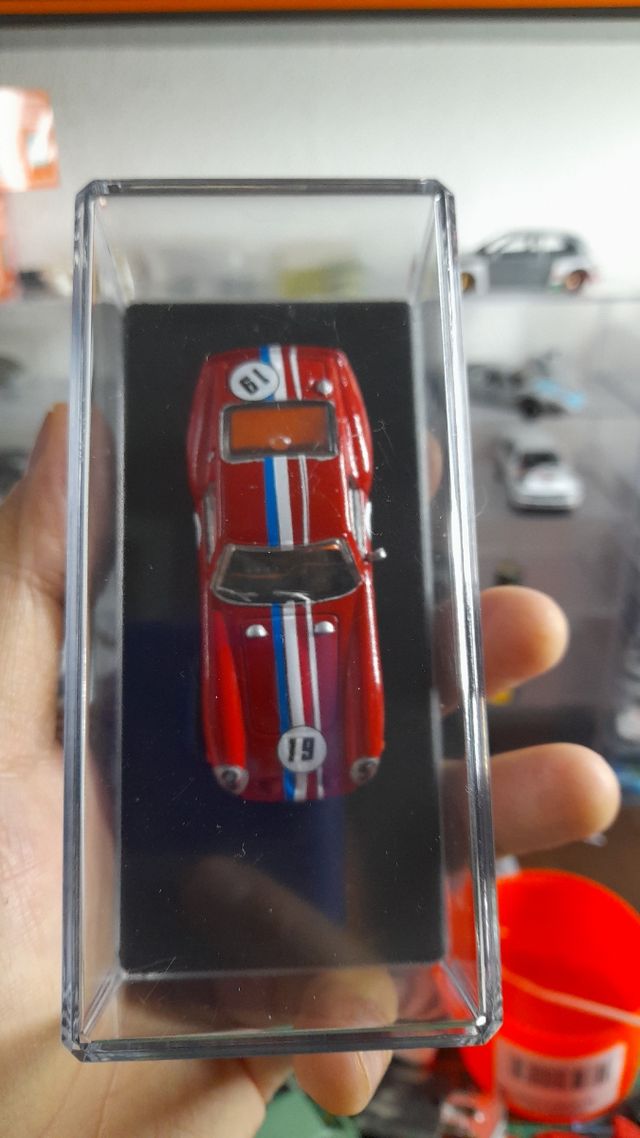 Mini Ferrari 250 GTO Hot Wheels custom