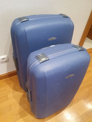 Maletas Roncato azul - Grande y mediana