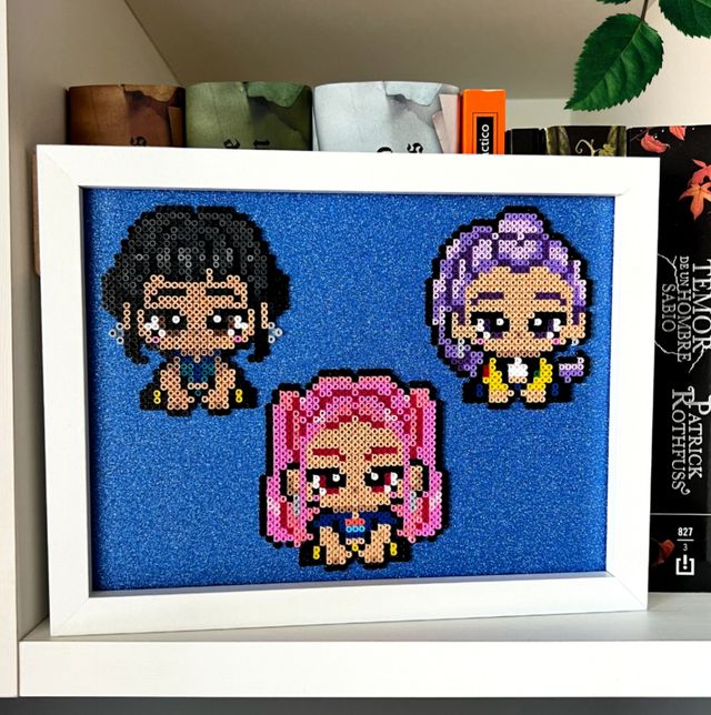 Cuadro Hama Beads Las guerreras K-pop