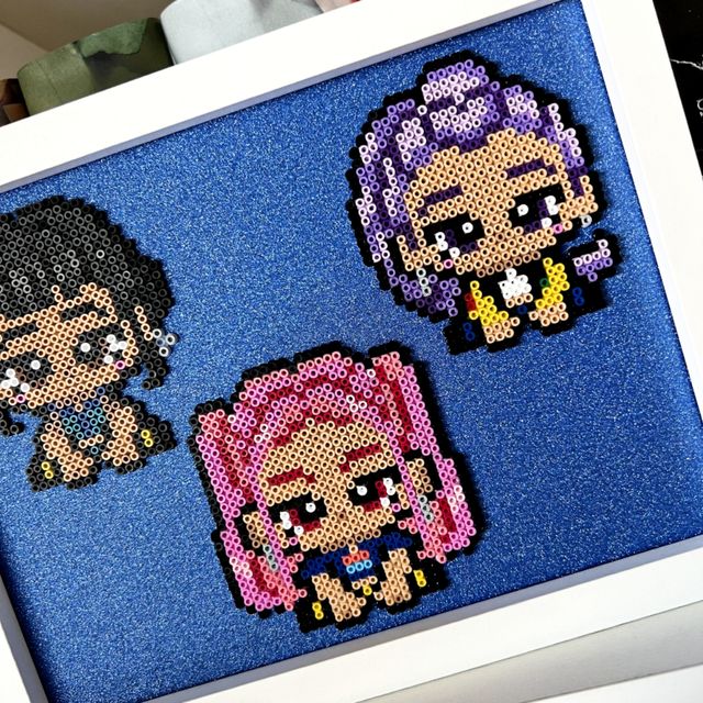 Cuadro Hama Beads Las guerreras K-pop