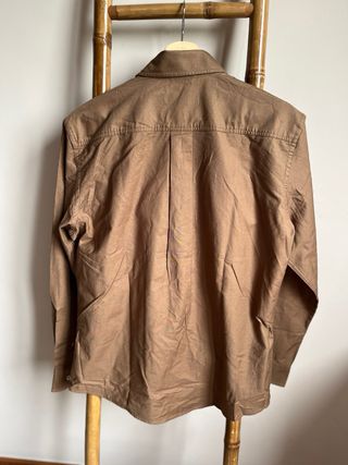 Camisa Mango algodón 100%. Color marrón - Talla M