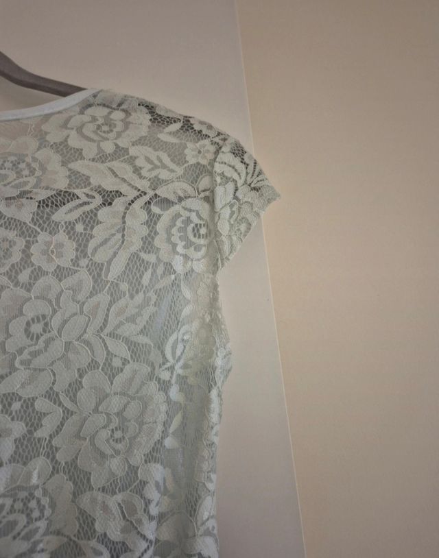 Vestido encaje azul y blanco