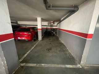 Garaje en venta en Riera en Cornellà de Llobregat