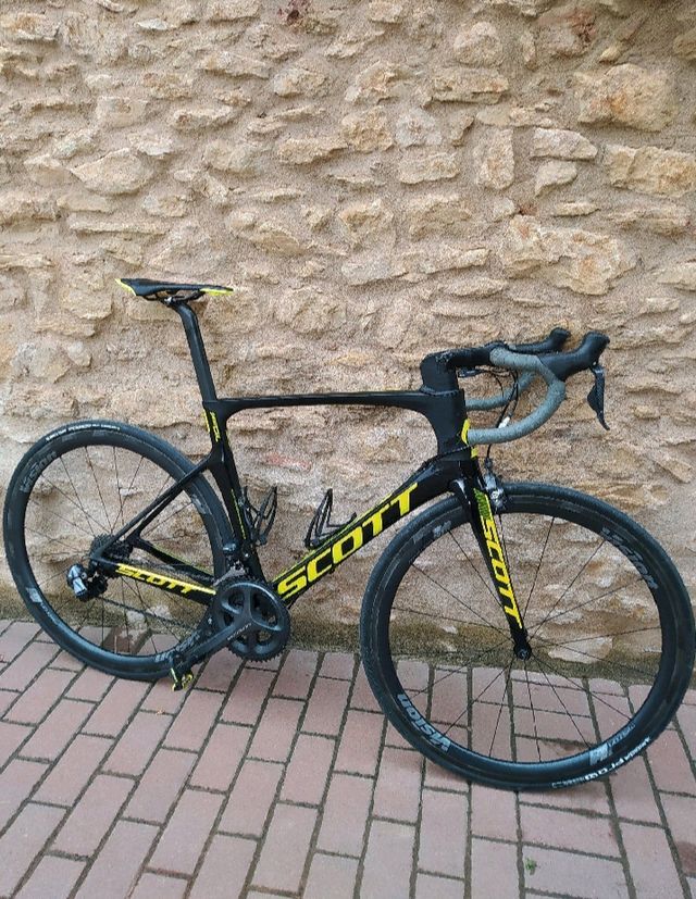 Bicicleta Scott Foil 10 2017 de segunda mano por EUR en La
