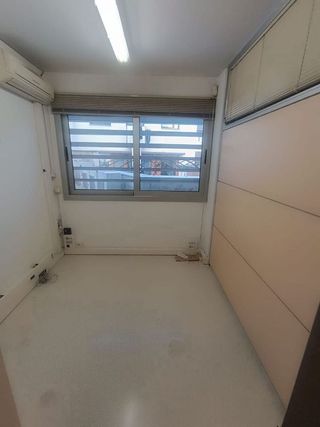 Oficina en alquiler en Eixample Nord – La Devesa en Girona