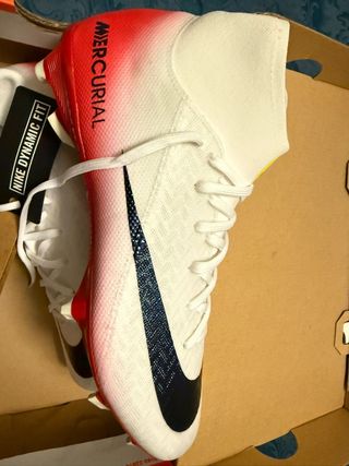 Nike Mercurial Superfly 10 Academy - Fútbol