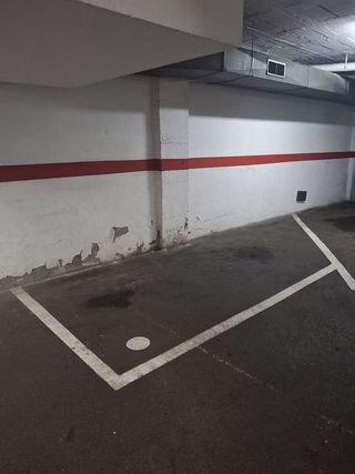 Garaje en alquiler en La Plana en Esplugues de Llobregat