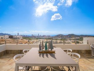 Piso en venta en Cala de Finestrat en Finestrat