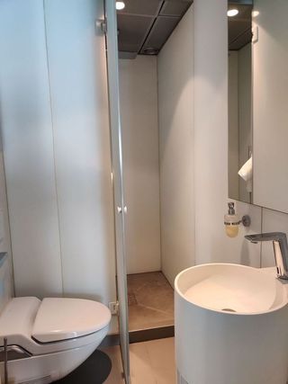 Oficina en venta en Puerto Banús en Marbella