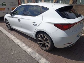 SEAT Leon 1.4 eHybrid DSG6 FULL EQUIP*