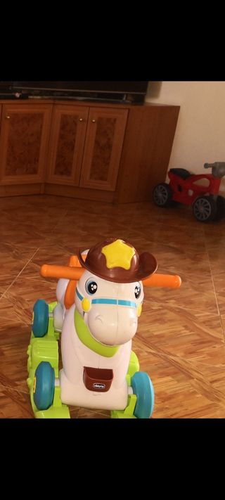 Caballo balancín Chicco