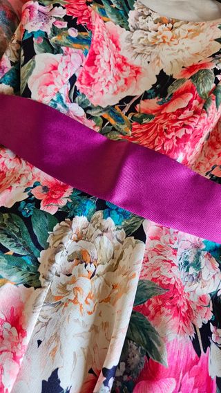 Vestido floral corto