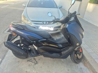 Yamaha Nmax 125 - Scooter