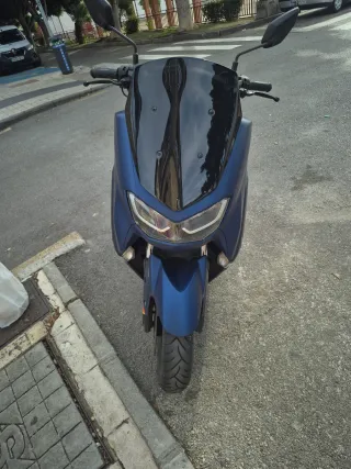 Yamaha Nmax 125 - Scooter