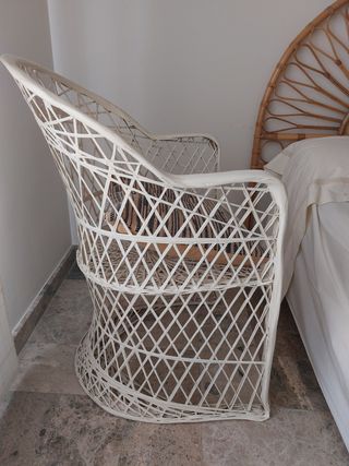 Silla fibra vidrio blanca
