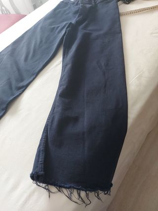 Pantalones vaqueros azul marino
