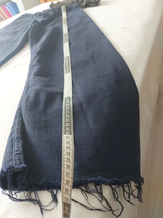 Pantalones vaqueros azul marino