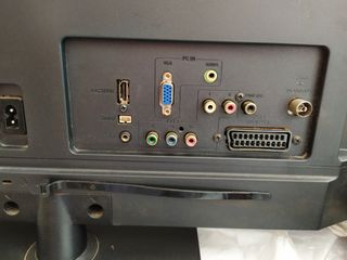 TV Philips 22" negra