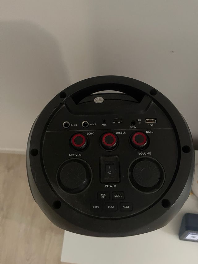 Altavoz DAewoo negro