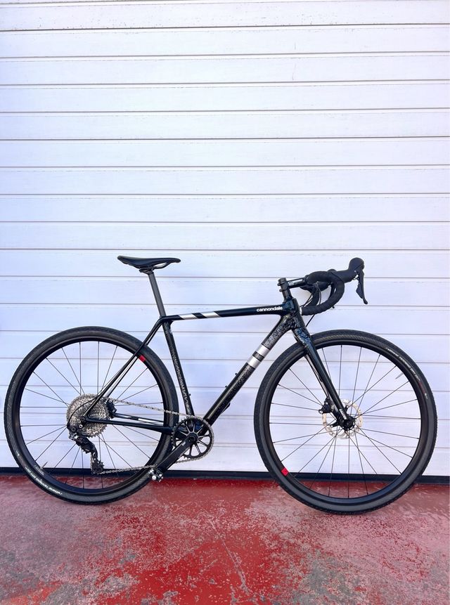 Bicicleta de Gravel Cannondale SuperX CARBONO