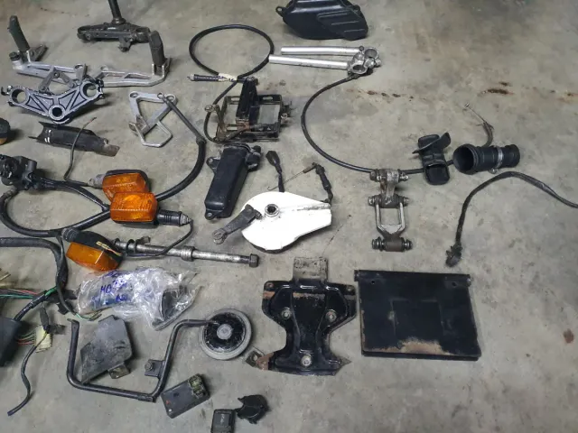 DESPIECE HONDA NS125 SUPER SPORT