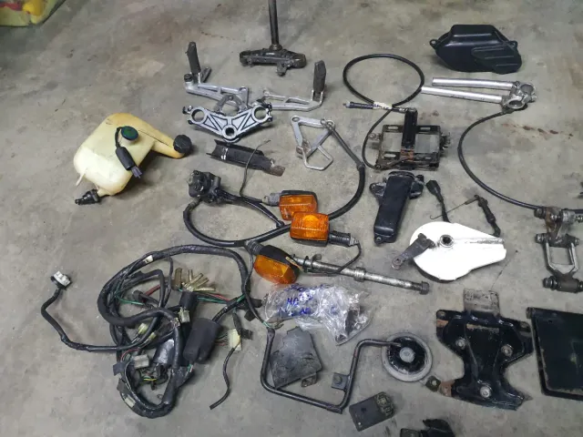 DESPIECE HONDA NS125 SUPER SPORT