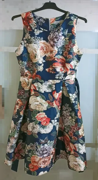 Vestido fiesta floral.