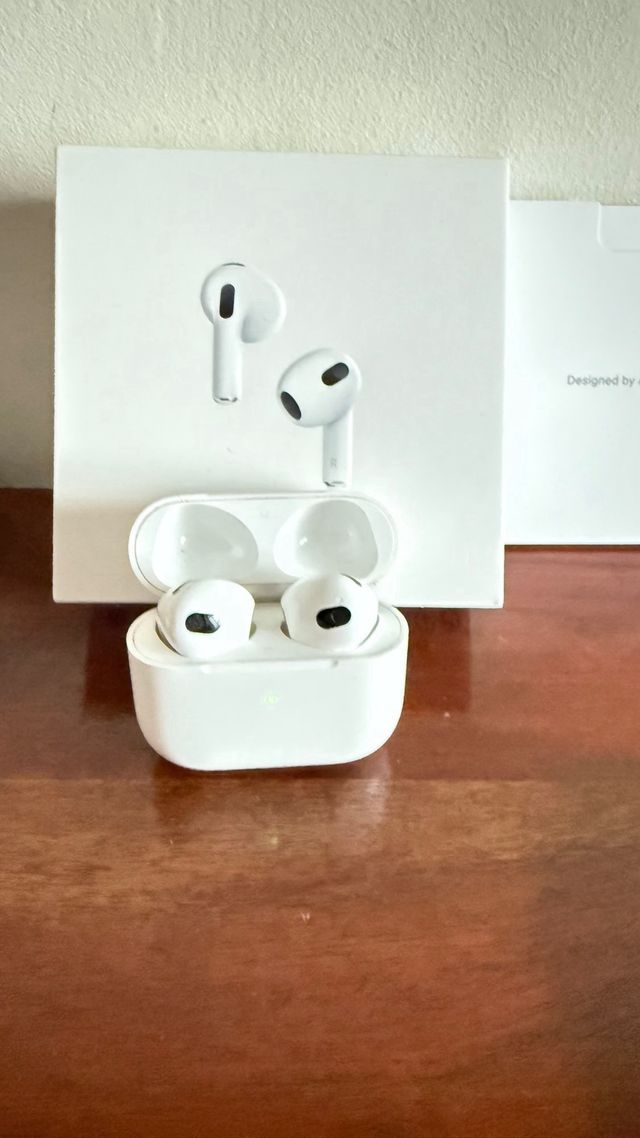 AirPods 3ª gener - sin cable a estrenar opcional