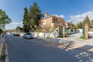 Casa pareada en venta en Huétor Vega