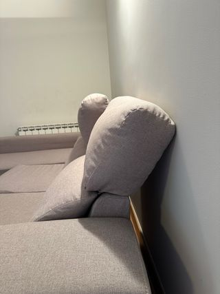 Sofá chaise longue beige 3 plazas y abatibles
