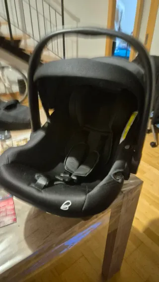 Carrito bebé Asalvo Two2 con sillita de coche