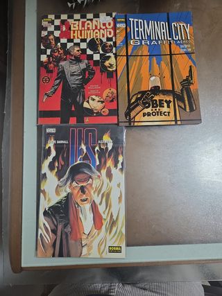 Lote de comics vertigo , 9  historias completas di