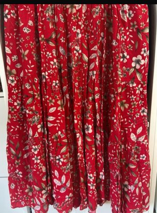 Vestido rojo floral